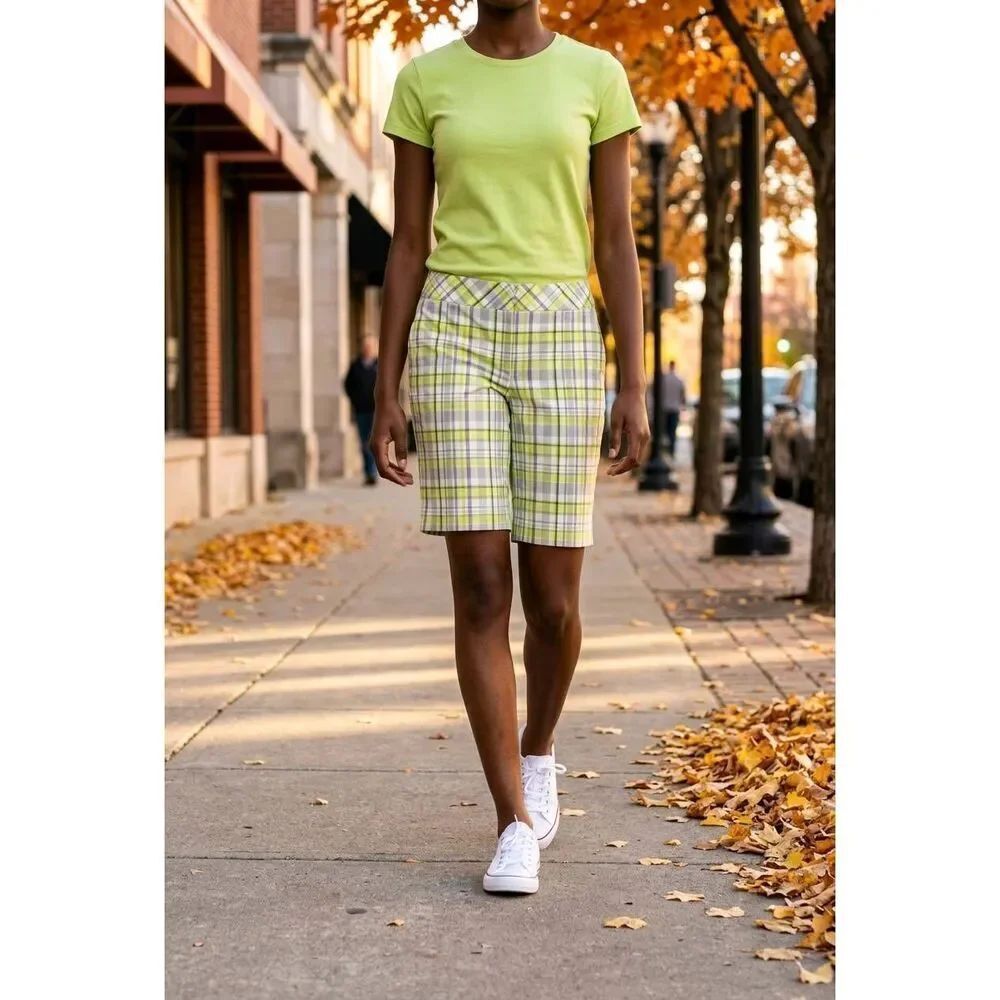 ☔️🔹️Izod Golf Lime Green & Purple Plaid Bermuda Shorts Size 4